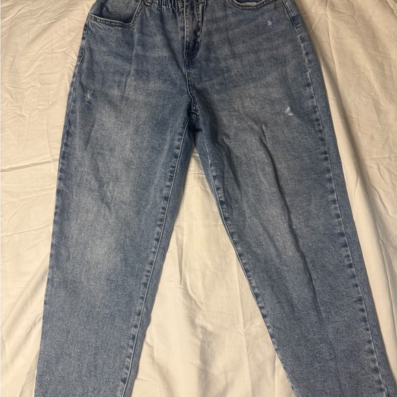 The Unbranded Brand Denim - Stylish Light Blue Women's Straight Leg Jeans high waisted size 9 cinched waist